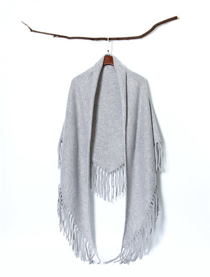 高端毛衣產品外觀設計_來億針織廠